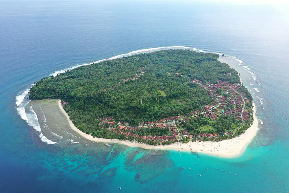Pantai Air Manis